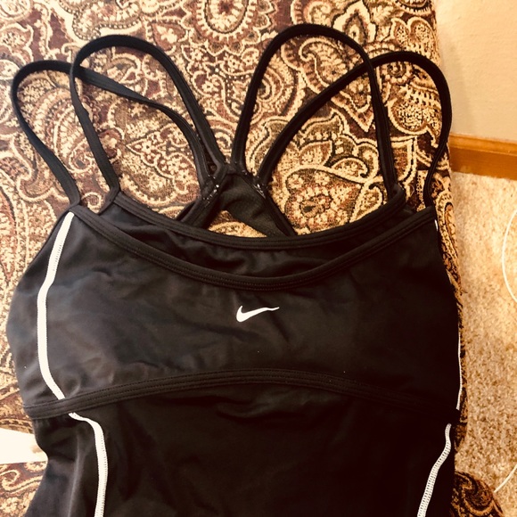 Nike 1 Piece Swimsuit black. Cute 😊❤️ - Picture 3 of 3